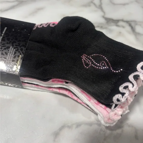 Baby PHat 🐈‍⬛ White, Black & Pink Quarter Crew SOCKS - Picture 4 of 5